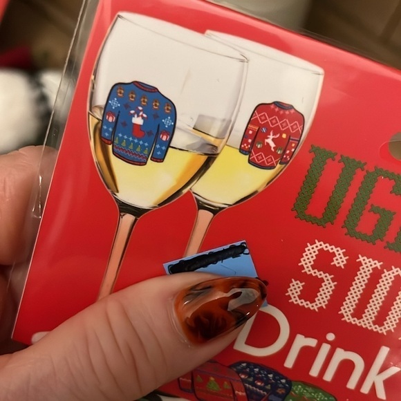 Ugly Christmas Sweater Drink Markers Self Adhesive 2 Packs of 12 Gamago - Picture 6 of 6